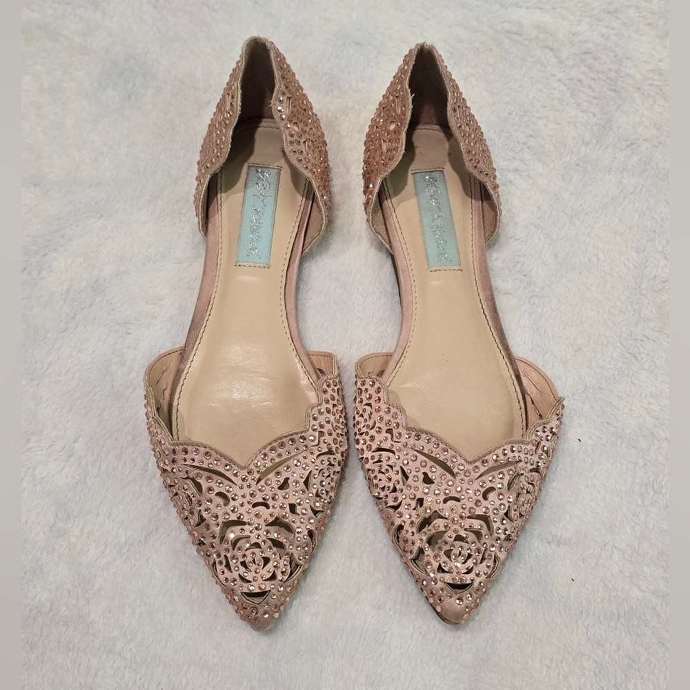 Women's Betsey Johnson Shoes Lucy Rhinestone Cutout Flats Light Rose Gold Size 6